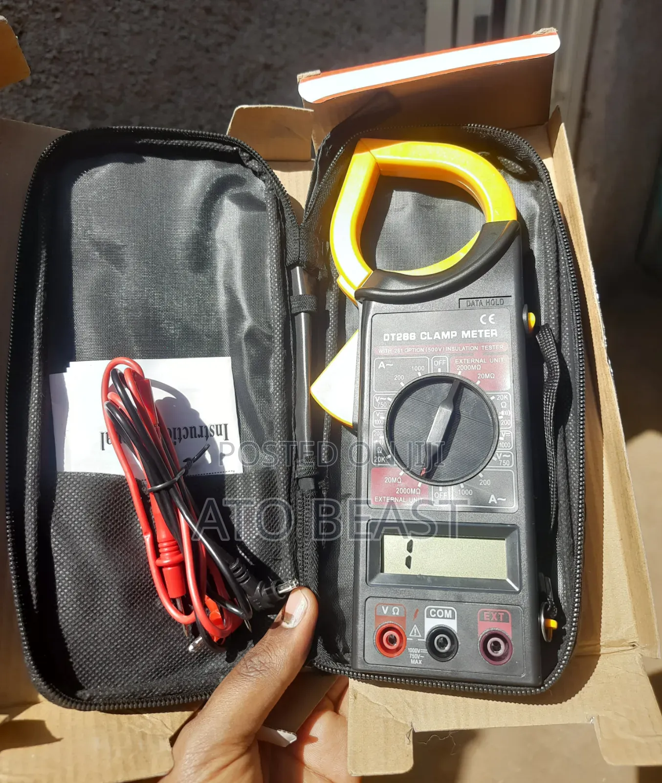 Dt266 Digital Clamp Meter Designed For Measuring Electrical