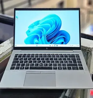 New Laptop HP 16GB Intel Core i5 SSD 512GB