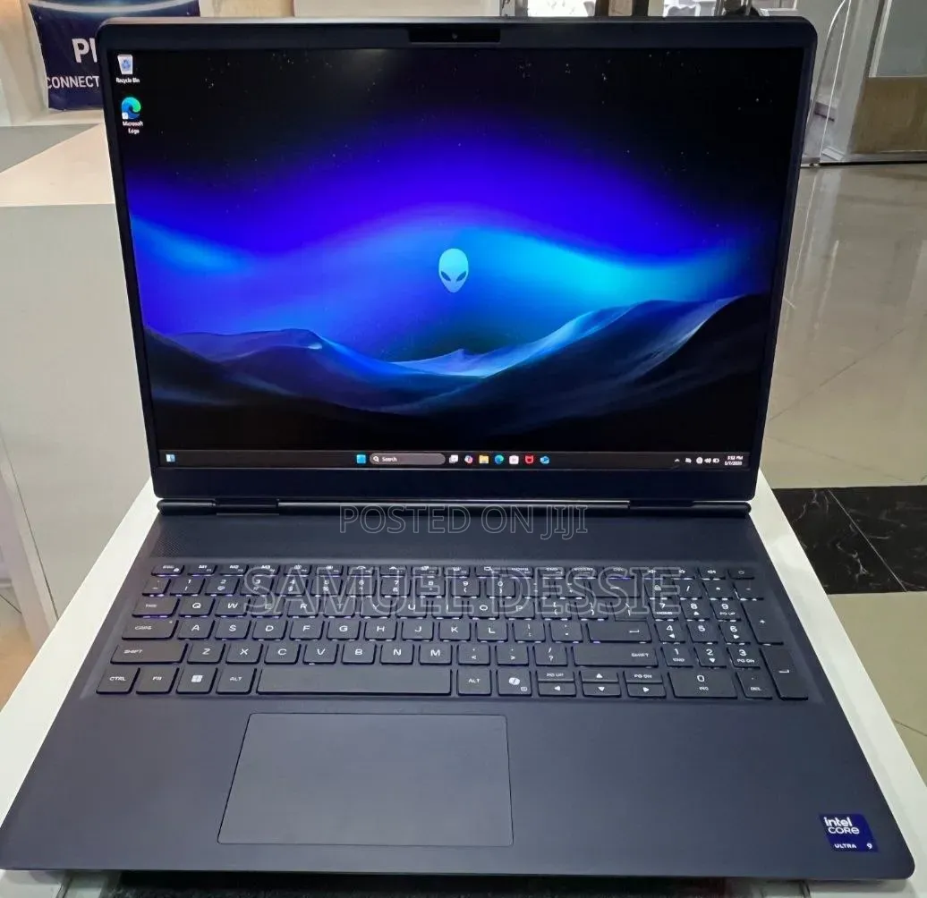 New Laptop Alienware 16x Aurora 32GB Intel Core Ultra 9 SSD 1T