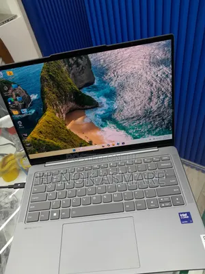 New Laptop Lenovo IdeaPad 1 32GB Intel Core Ultra 7 SSD 512GB