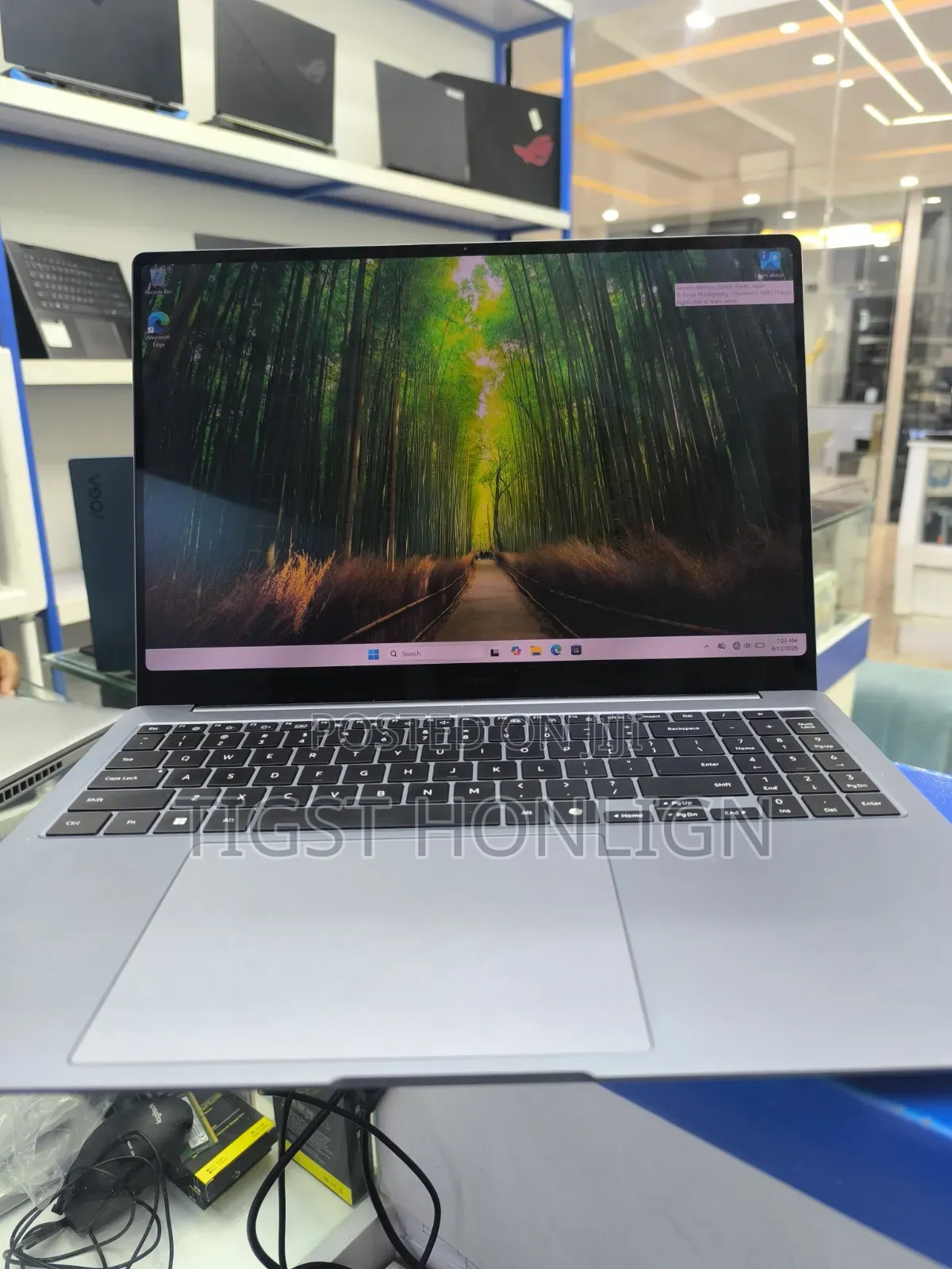 New Laptop Samsung Galaxy Book4 Ultra 32GB Intel Core Ultra 9 SSD 1T