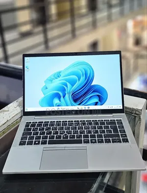 New Laptop HP EliteBook 840 G8 16GB Intel Core i5 SSD 512GB