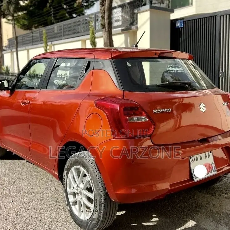Suzuki Swift 2020 Red