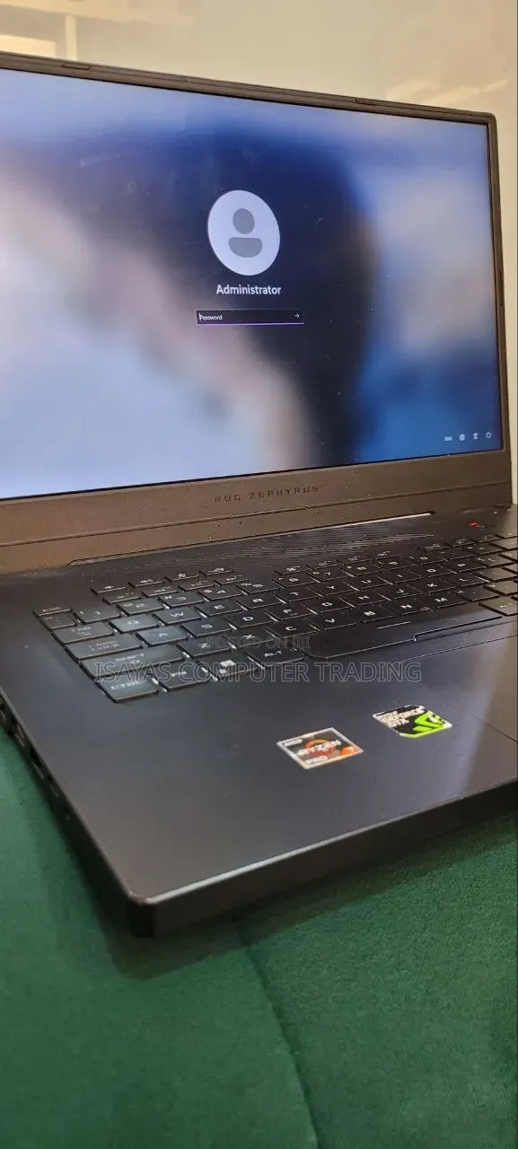Laptop Asus ROG Zephyrus G15 16GB Intel Core i7 SSD 512GB