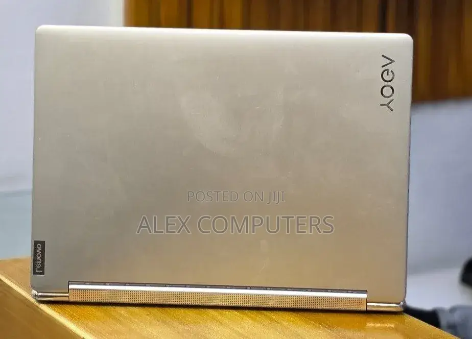 New Laptop Lenovo Yoga 7i 16GB Intel Core i7 SSD 512GB