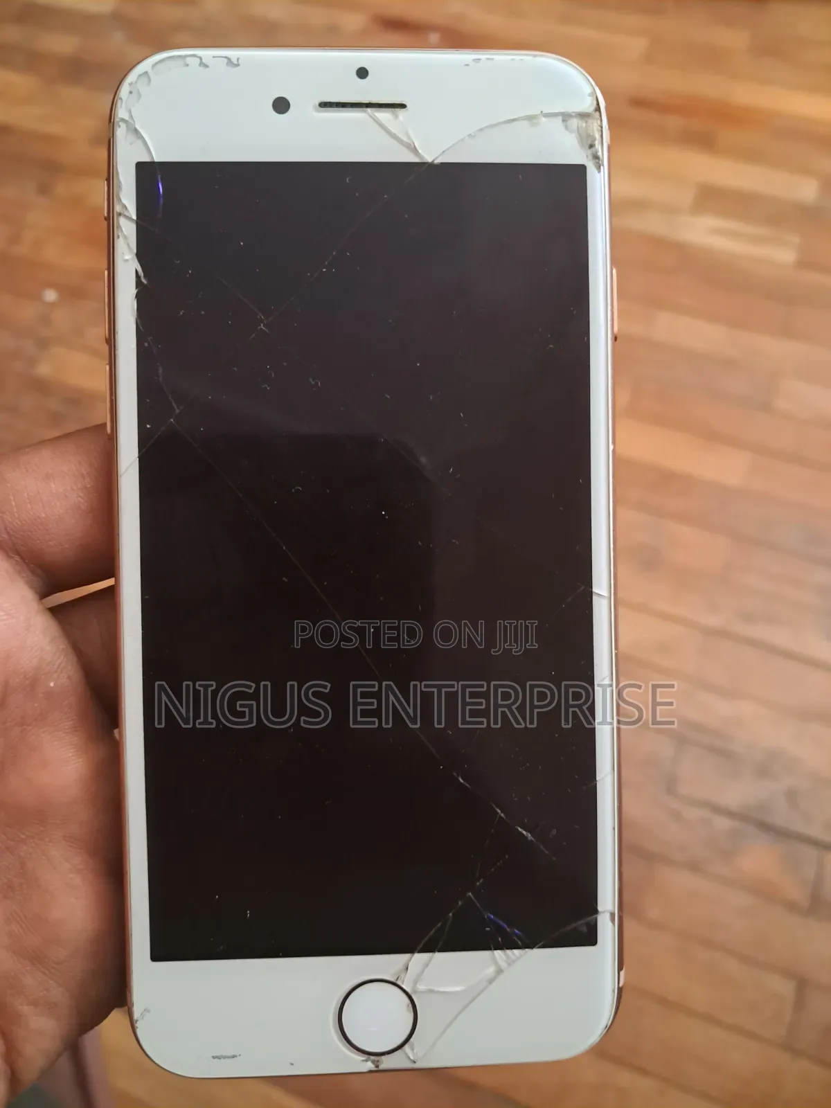 Apple iPhone 8 64 GB Gold
