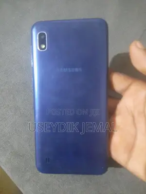 Samsung A10 32 GB Black