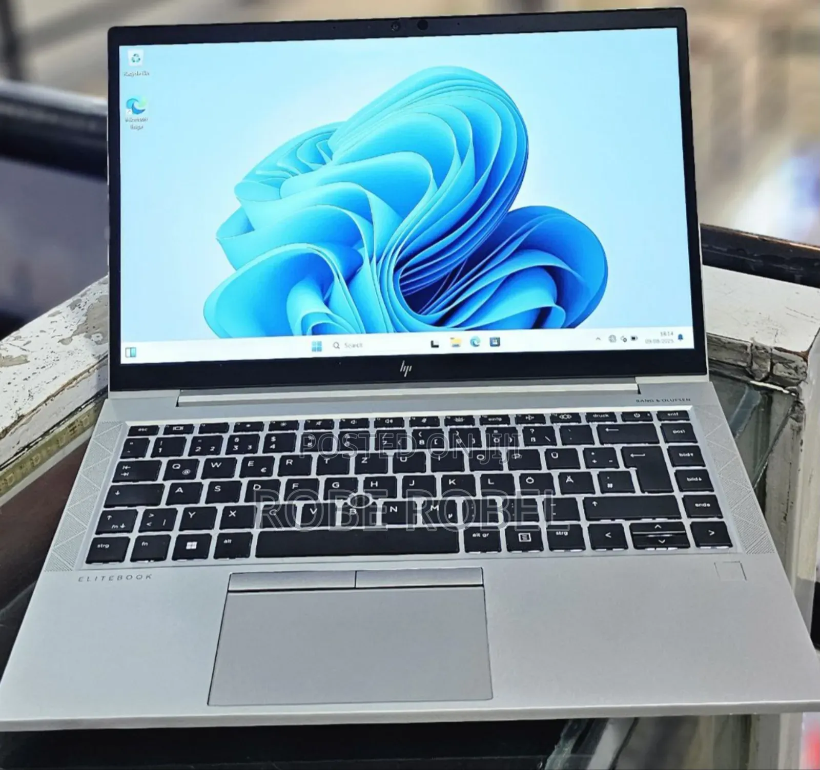 New Laptop HP EliteBook 840 16GB Intel Core i5 SSD 512GB