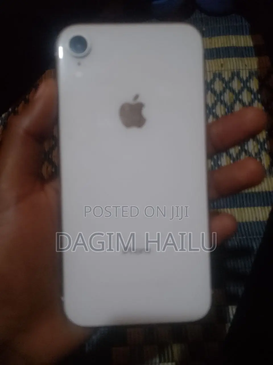 Apple iPhone XR 64 GB White