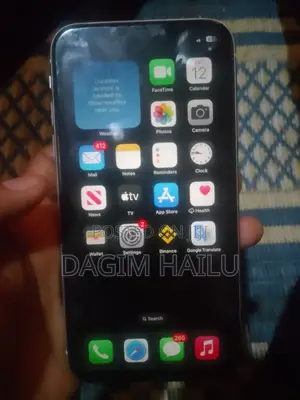 Apple iPhone XR 64 GB White