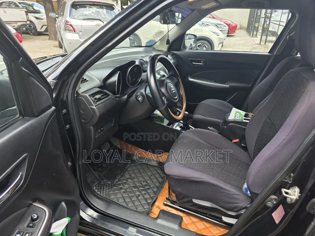 Suzuki Swift 2022 Black
