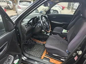 Suzuki Swift 2022 Black