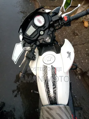 TVS Apache 180 RTR 2022 White