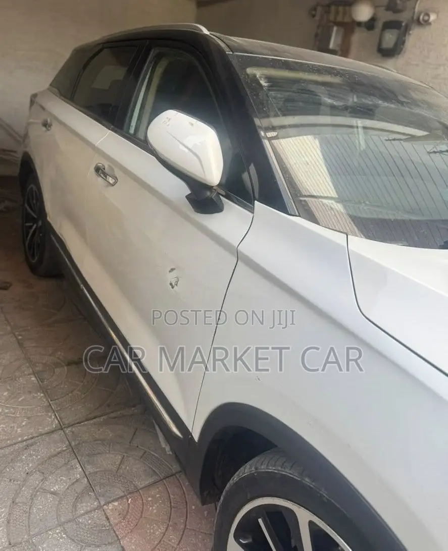 Bestune T77 1.2 FWD 2022 White