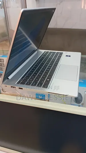 New Laptop HP EliteBook 850 G8 16GB Intel Core i5 SSD 512GB