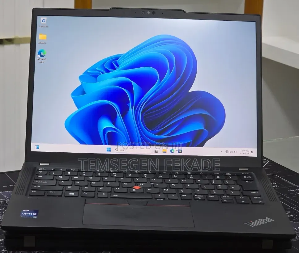 New Laptop Lenovo ThinkPad X13 Gen 4 16GB Intel Core i5 SSD 512GB