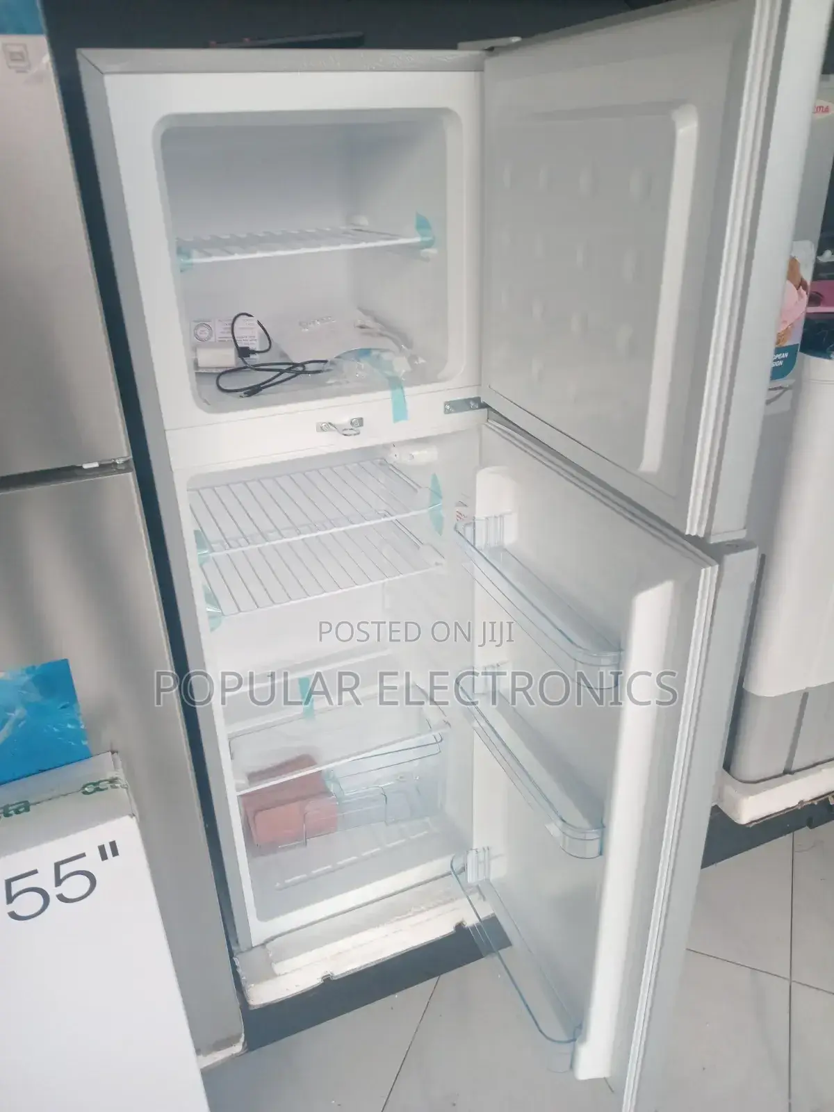 ዴልታ 260liter Refrigator Fun System