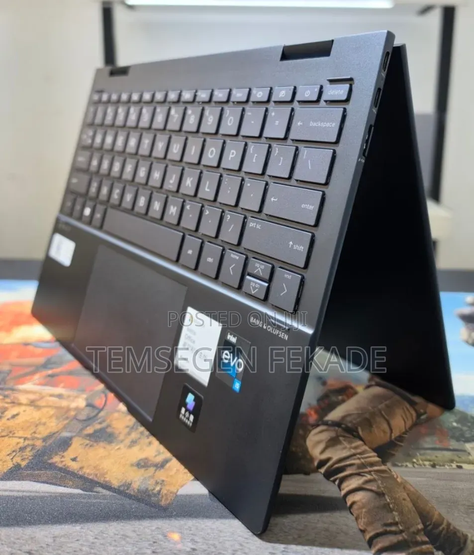 New Laptop HP Envy X360 16GB Intel Core i5 SSD 512GB