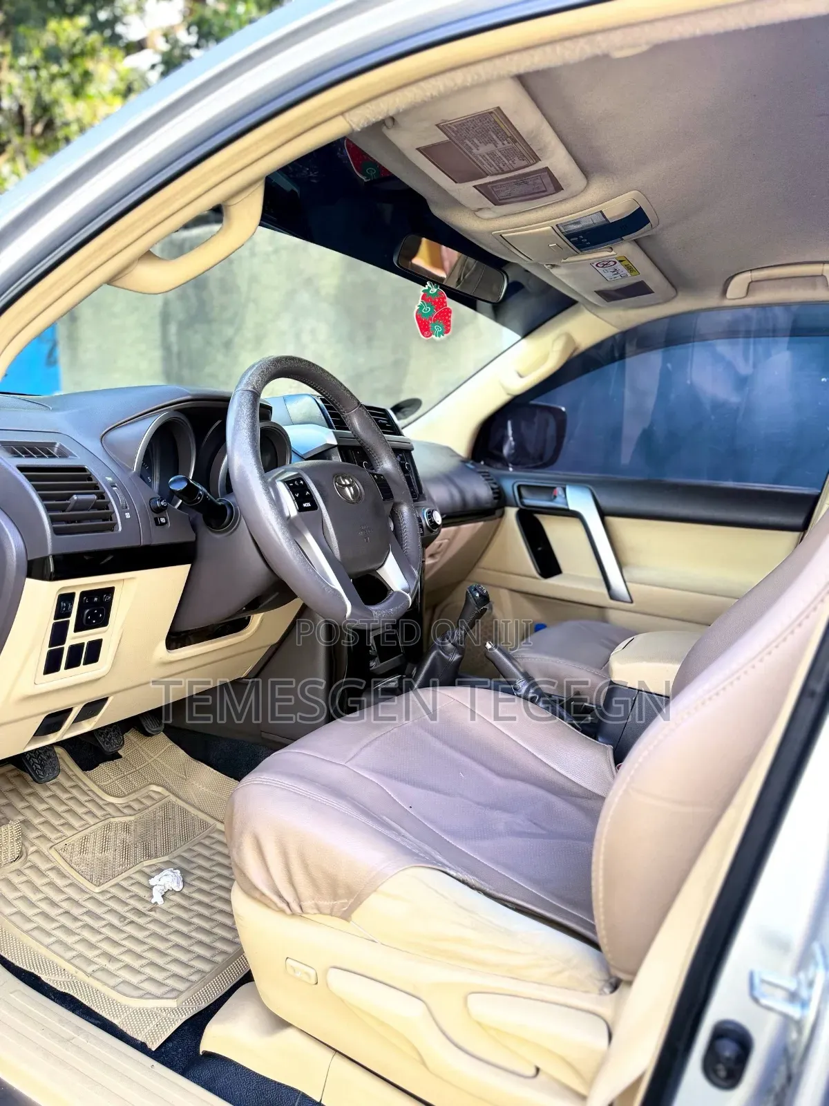 Toyota Land Cruiser Prado 2015 White