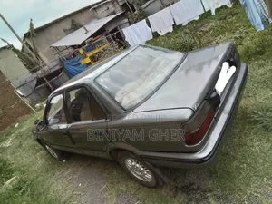 Toyota Corolla 1991 Gray