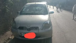 Toyota Vitz 2001 Silver