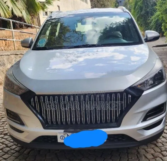 Hyundai Tucson Value FWD 2020 Silver