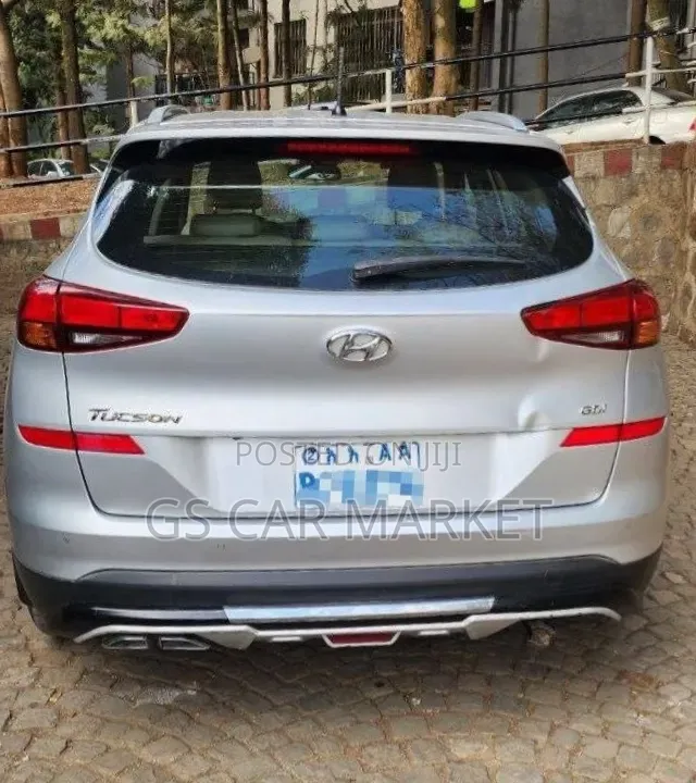 Hyundai Tucson Value FWD 2020 Silver
