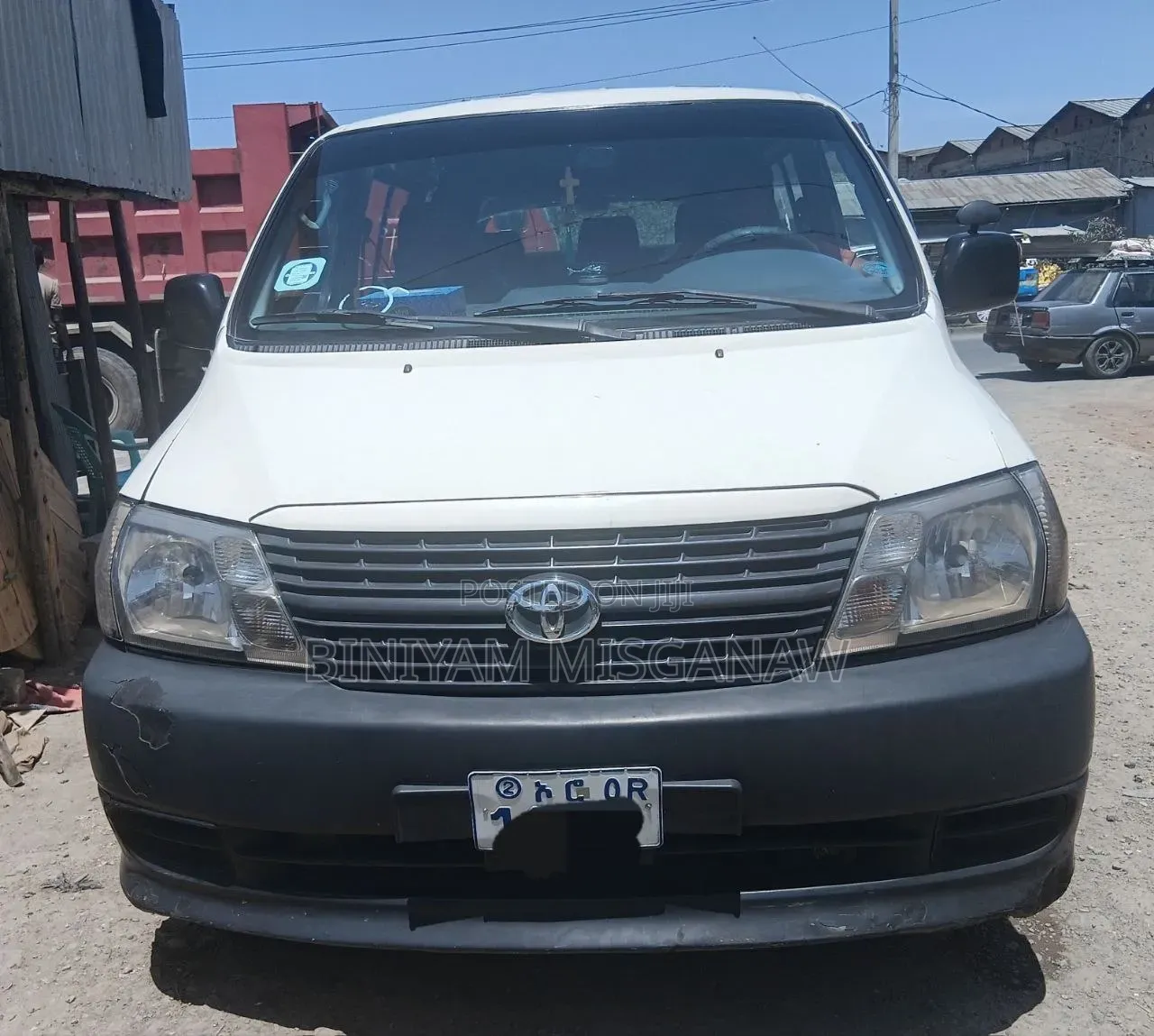Toyota HiAce 2007 White