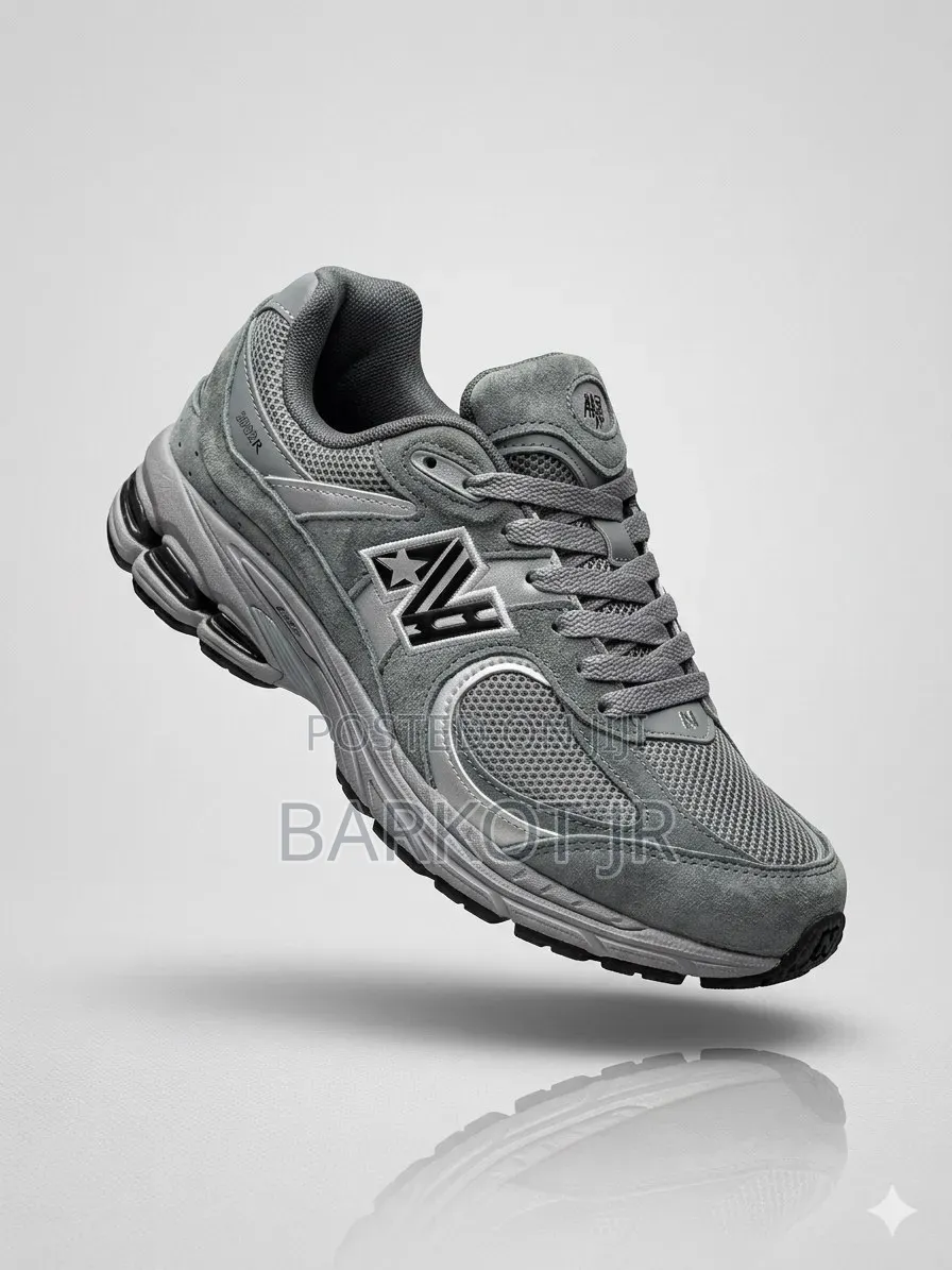 New Balance 2002r