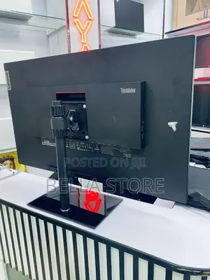 Lenevo Thinkvision 32 Inch