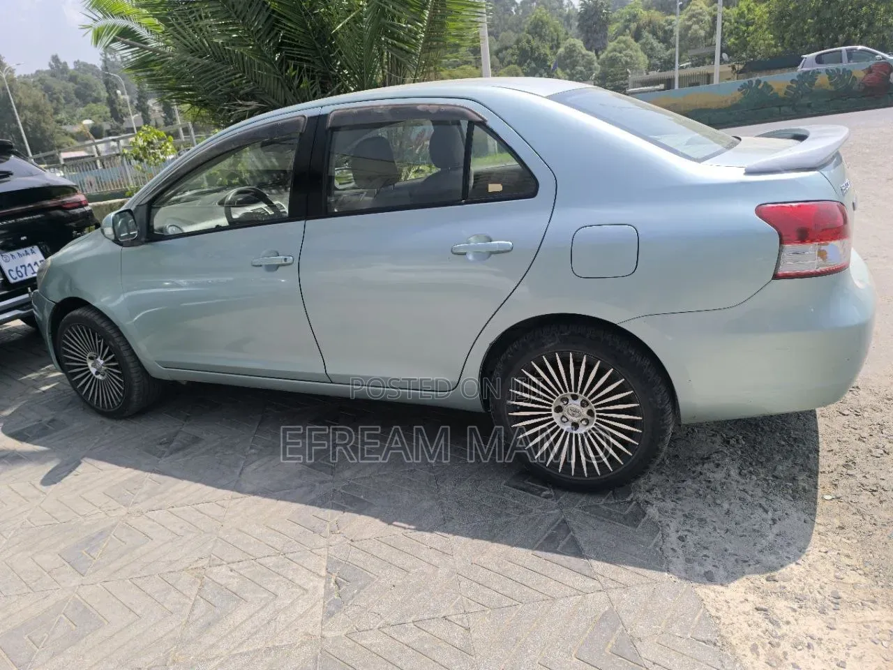 Toyota Yaris 2011