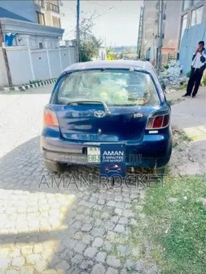 Toyota Vitz 2001 Blue