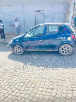 Toyota Vitz 2001 Blue