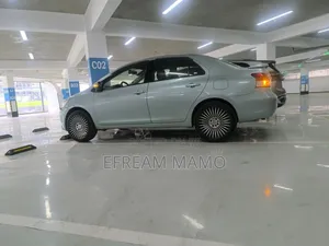 Toyota Yaris 2011