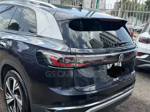 Volkswagen ID.6 Crozz 85 kWh RWD 2022 Gray