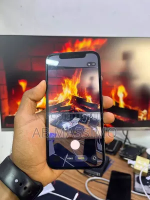 New Apple iPhone 12 128 GB Black
