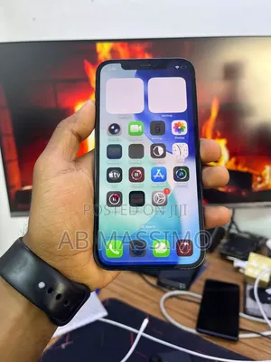 New Apple iPhone 12 128 GB Black