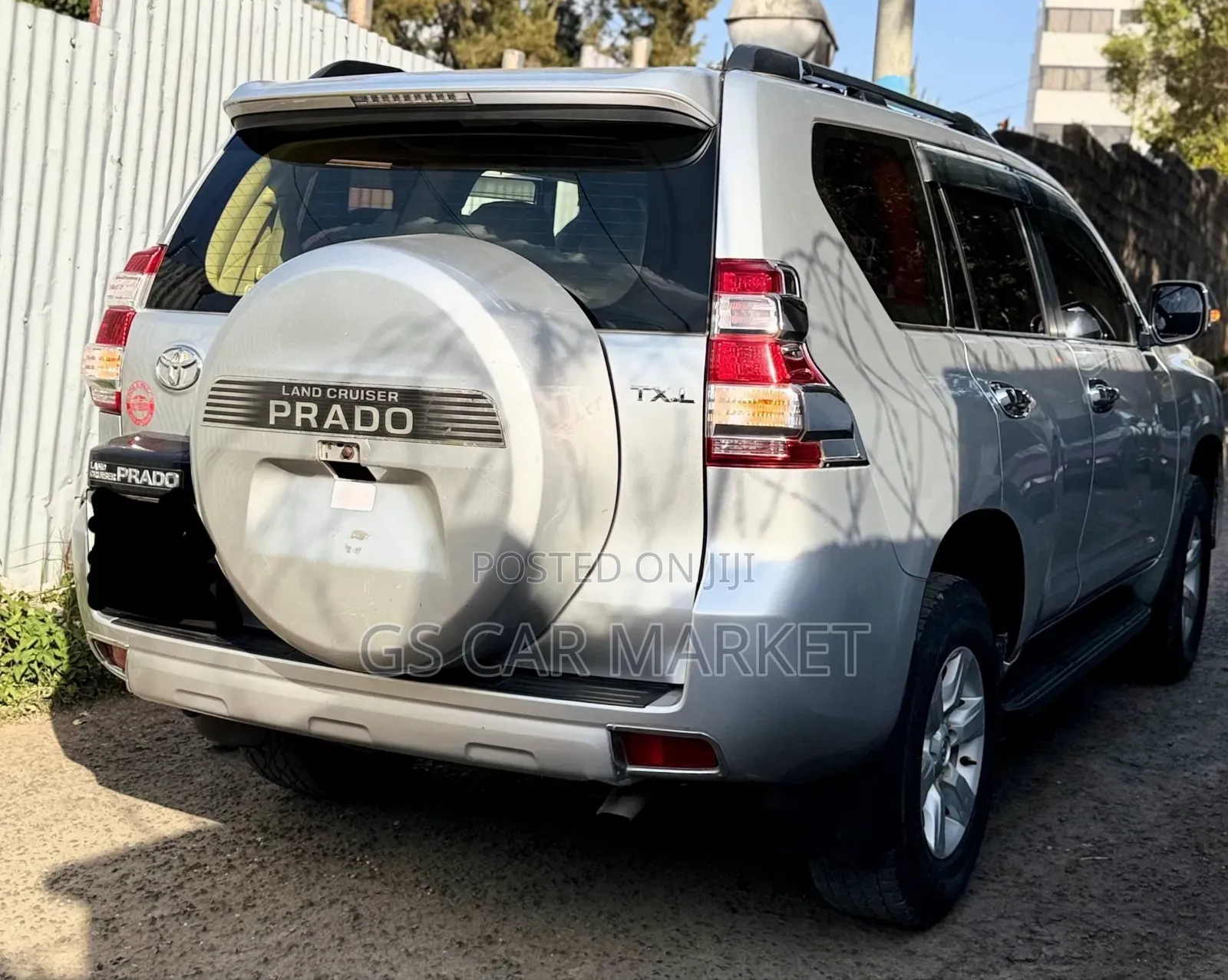 Toyota Land Cruiser Prado 2015 Silver
