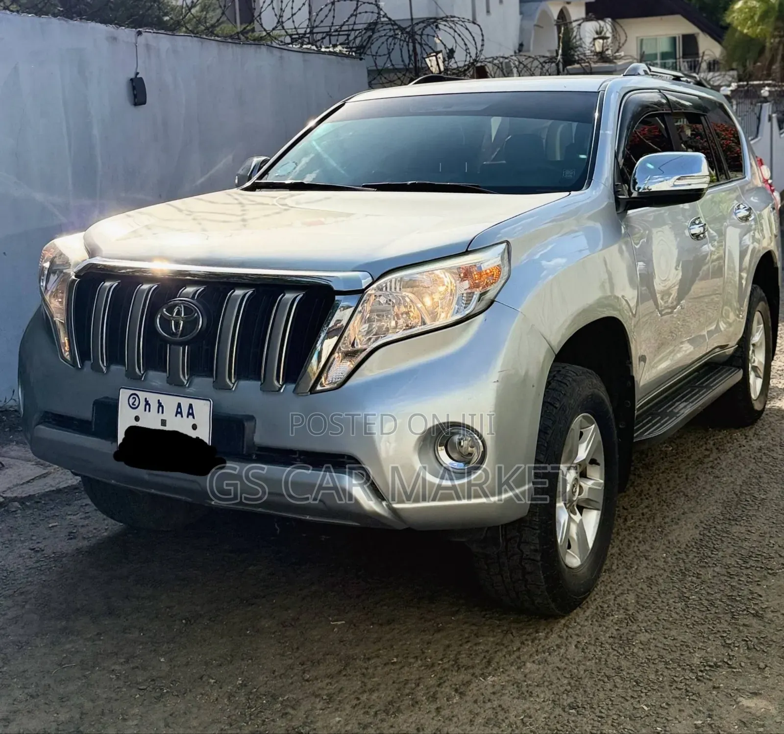 Toyota Land Cruiser Prado 2015 Silver