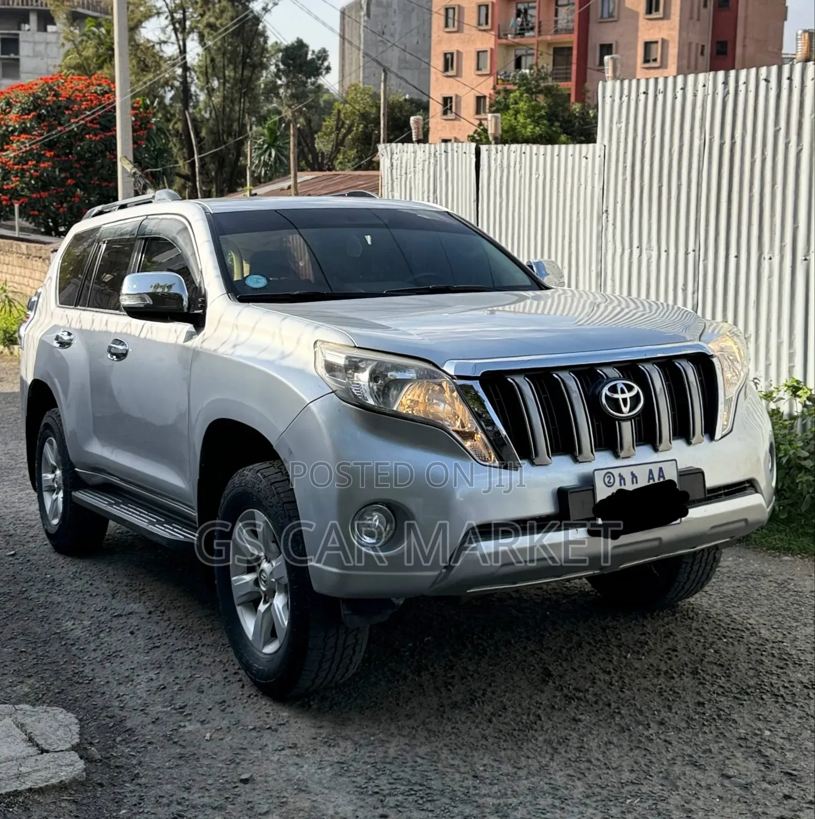 Toyota Land Cruiser Prado 2015 Silver