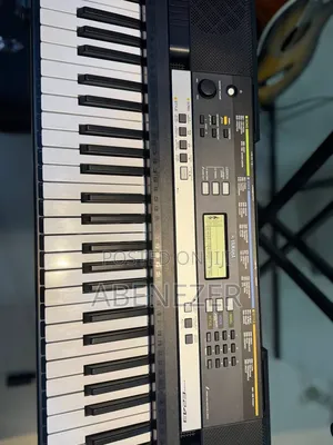 Yamaha PSR E243 Keyboard