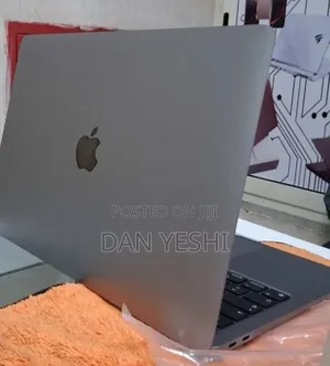 New Laptop Apple MacBook Air 2020 M1 16GB Apple M1 SSD 256GB