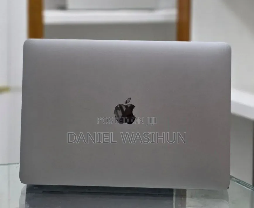 New Laptop Apple MacBook Air 2020 M1 8GB Apple M1 SSD 256GB