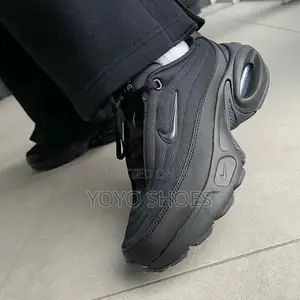 Nike Air Max Portal Triple Black