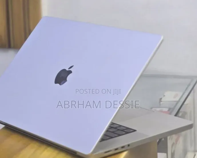 New Laptop Apple MacBook Pro 2021 M1 32GB Apple M1 SSD 512GB