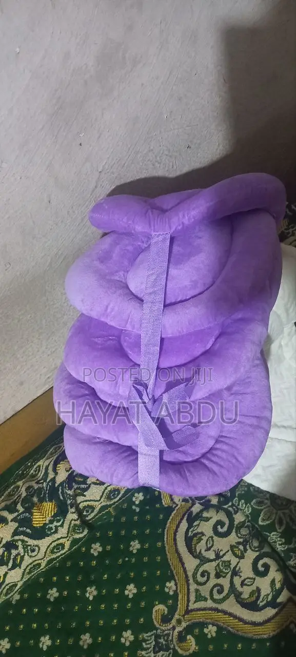 Infant Baby Pillow / Lissi Doll ርዕስ፡ ምቹ የሕፃን ትራስ ለጡት ጊዜ