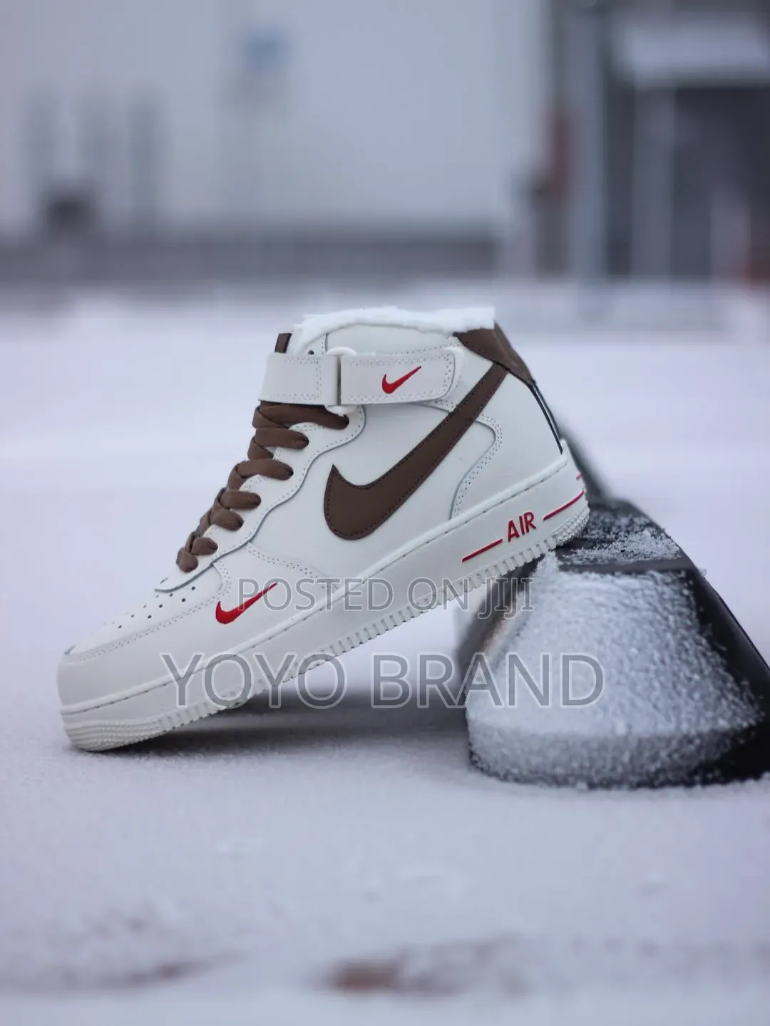 Nike Air Force 1 High Mocco Sneakers White Leather Upper / Brown