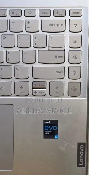 New Laptop Lenovo Yoga 9i 16GB Intel Core i7 SSD 512GB
