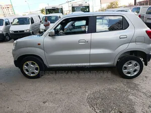 Suzuki S-Presso 2022 Silver