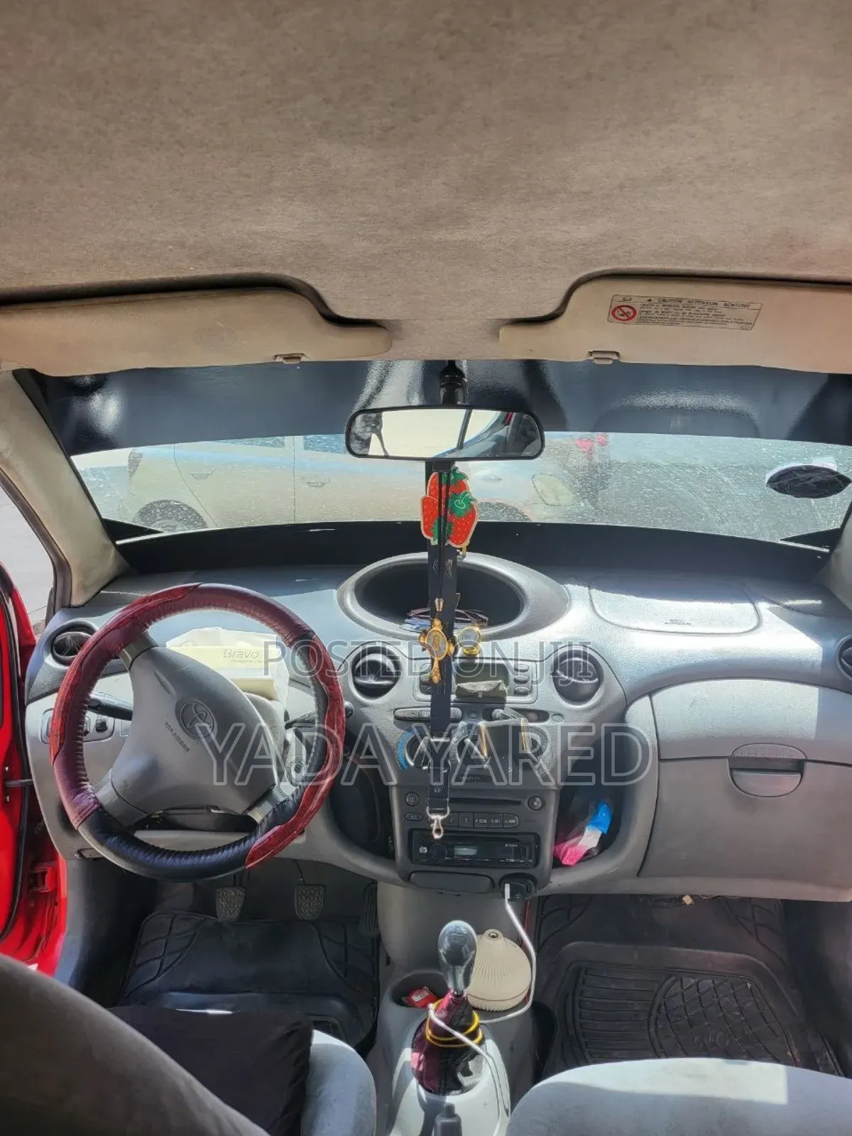 Toyota Yaris 1.5 2000 Red